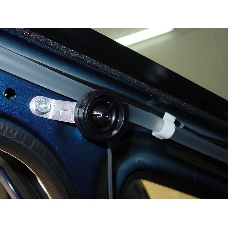 2009 Nissan Versa Front pillar speaker