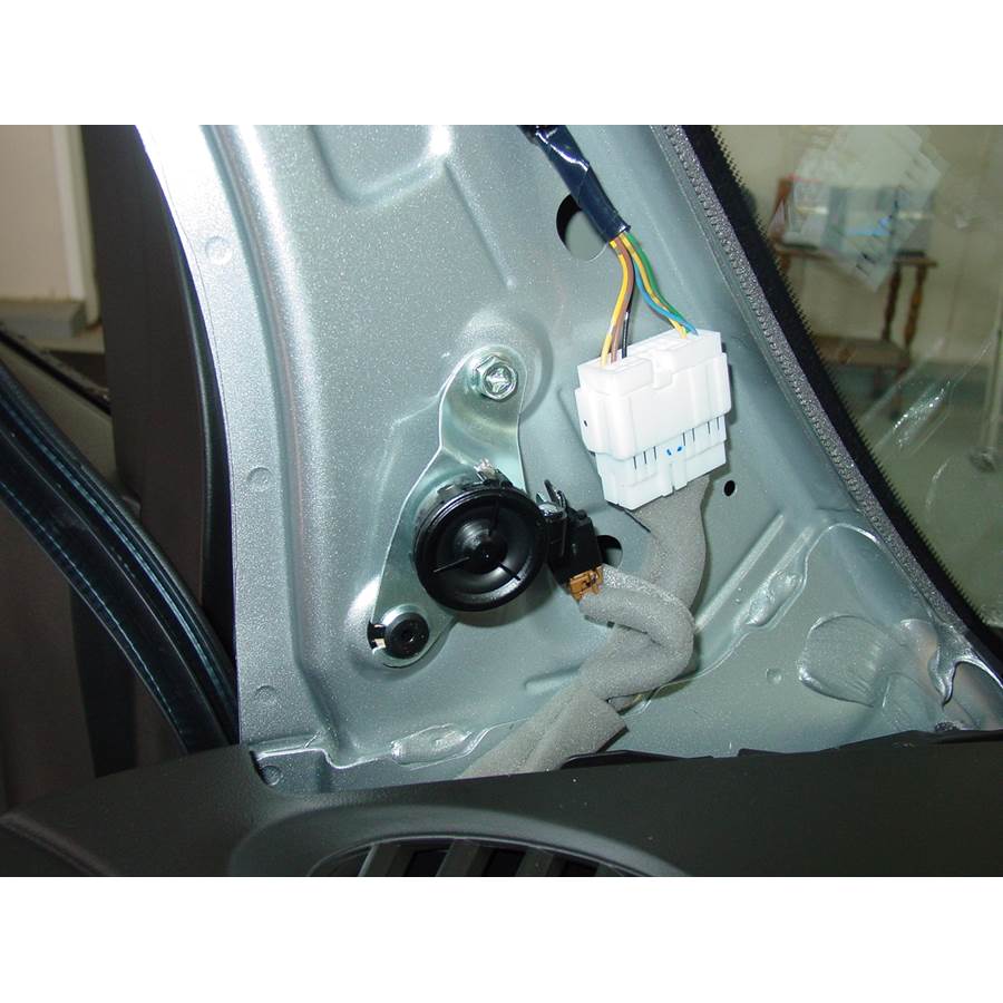 2012 Nissan Cube Dash speaker