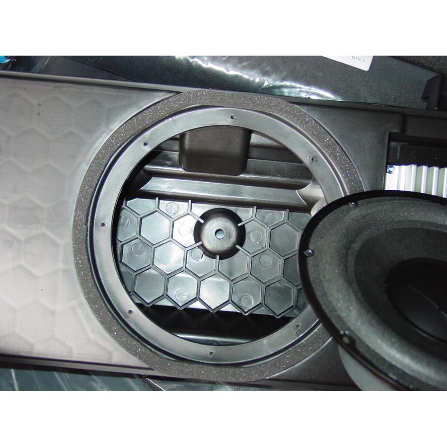 2014 Nissan Cube Tail door speaker removed