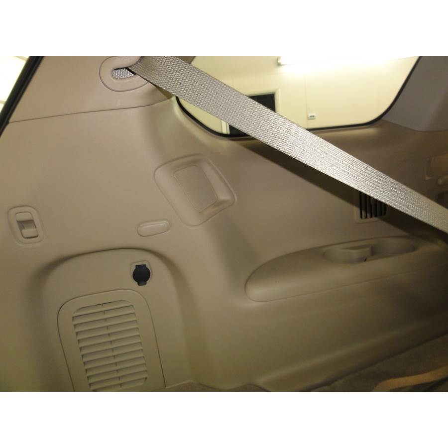 2015 Nissan Pathfinder Far-rear side speaker location