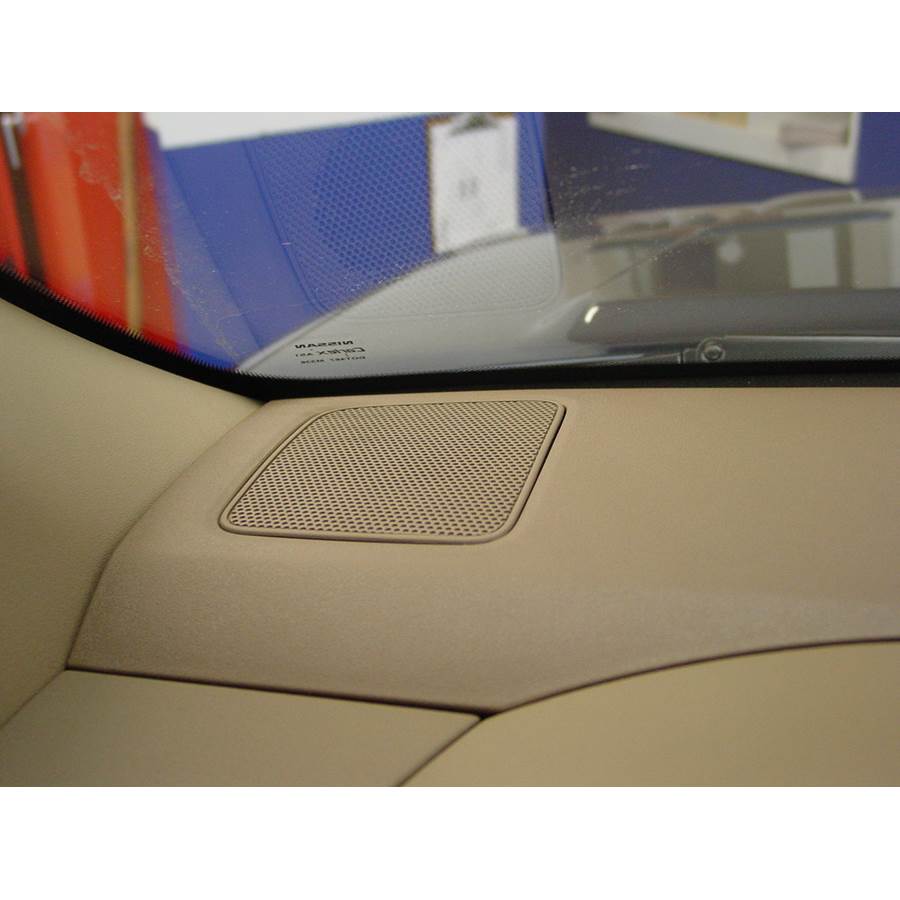 2005 Nissan Pathfinder Dash speaker location