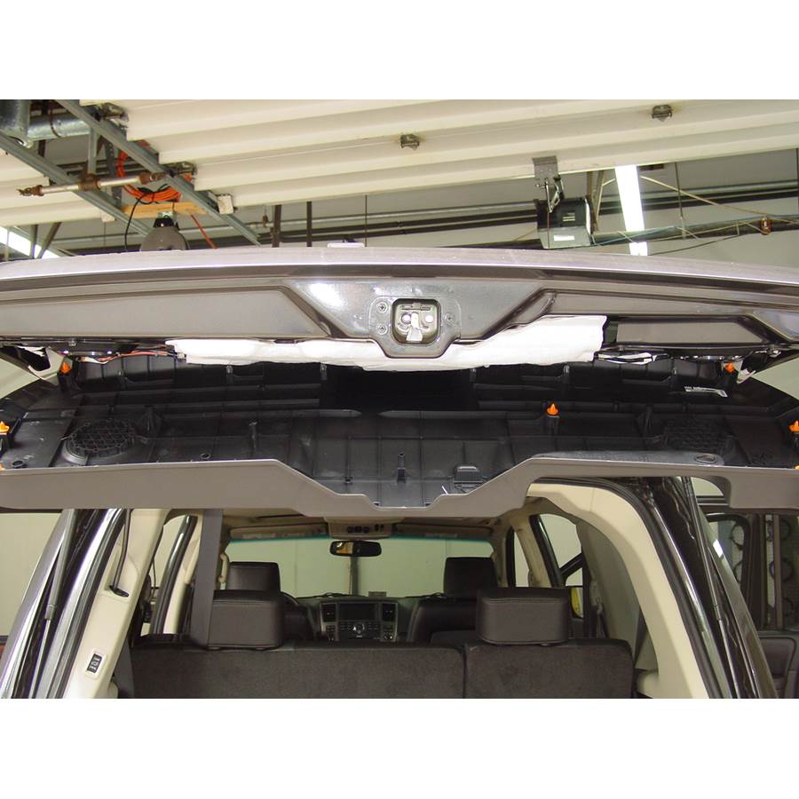 2014 Nissan Armada Tail door speaker location