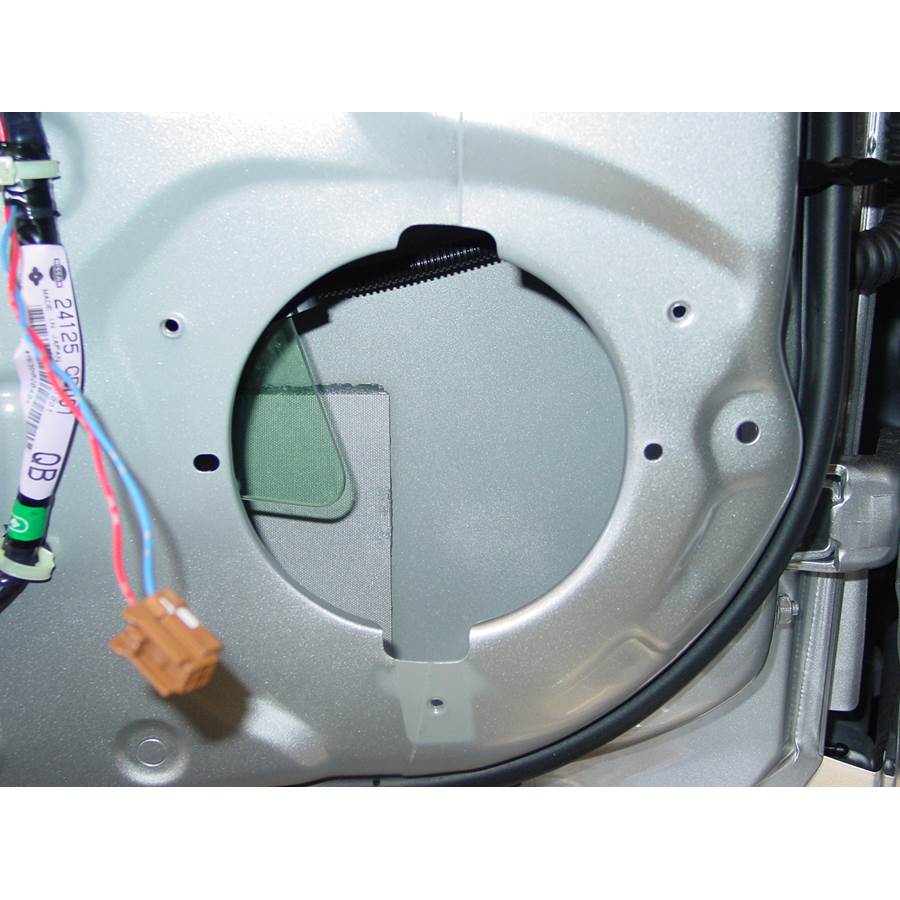 2008 Nissan 350Z Front door woofer removed