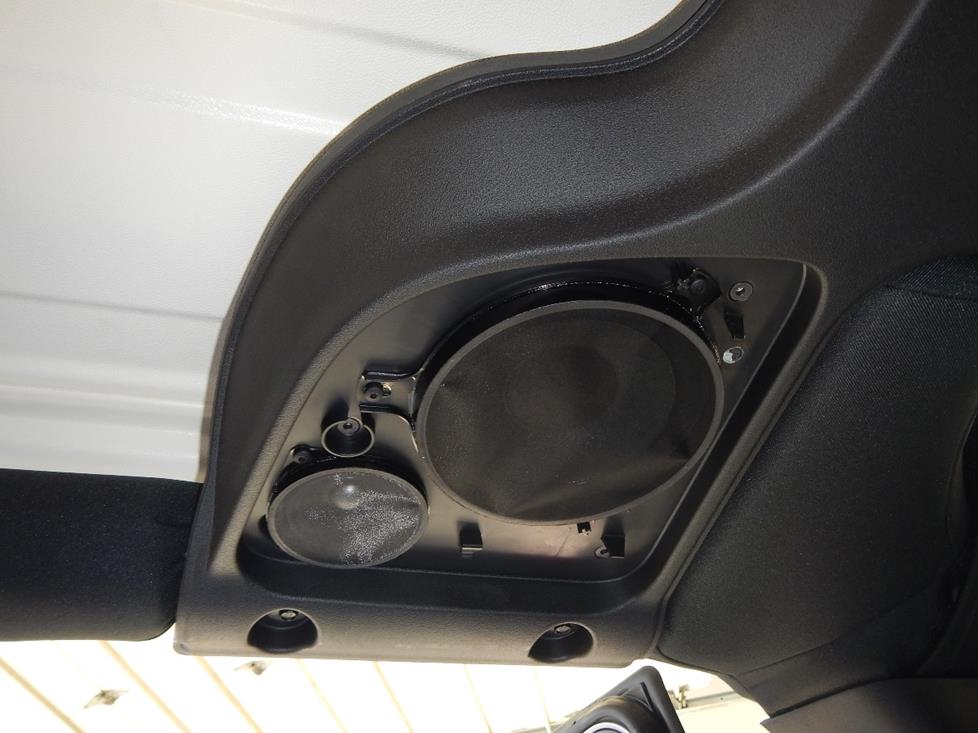 2017 Jeep Wrangler Speaker Upgrade - Top Jeep