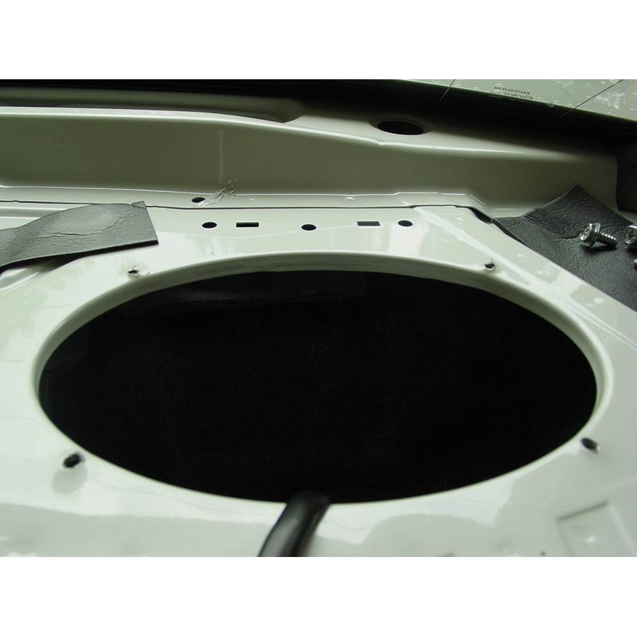 2008 Nissan Maxima Rear deck speaker removed