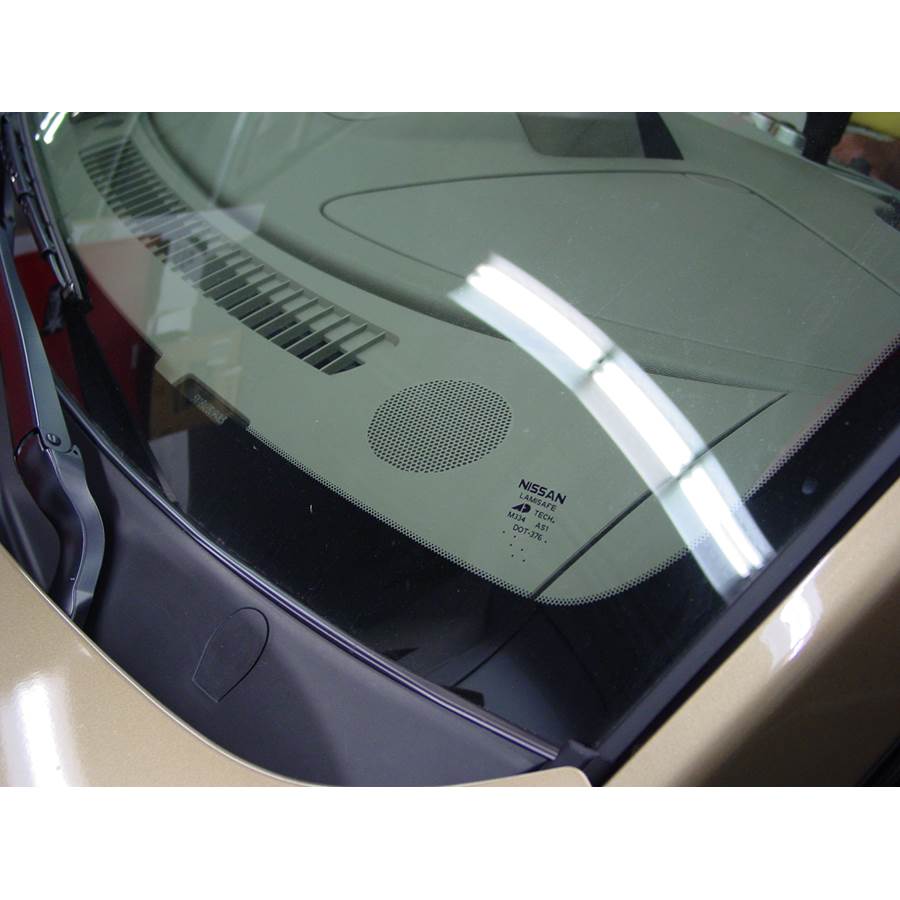 2004 Nissan Quest Dash speaker location