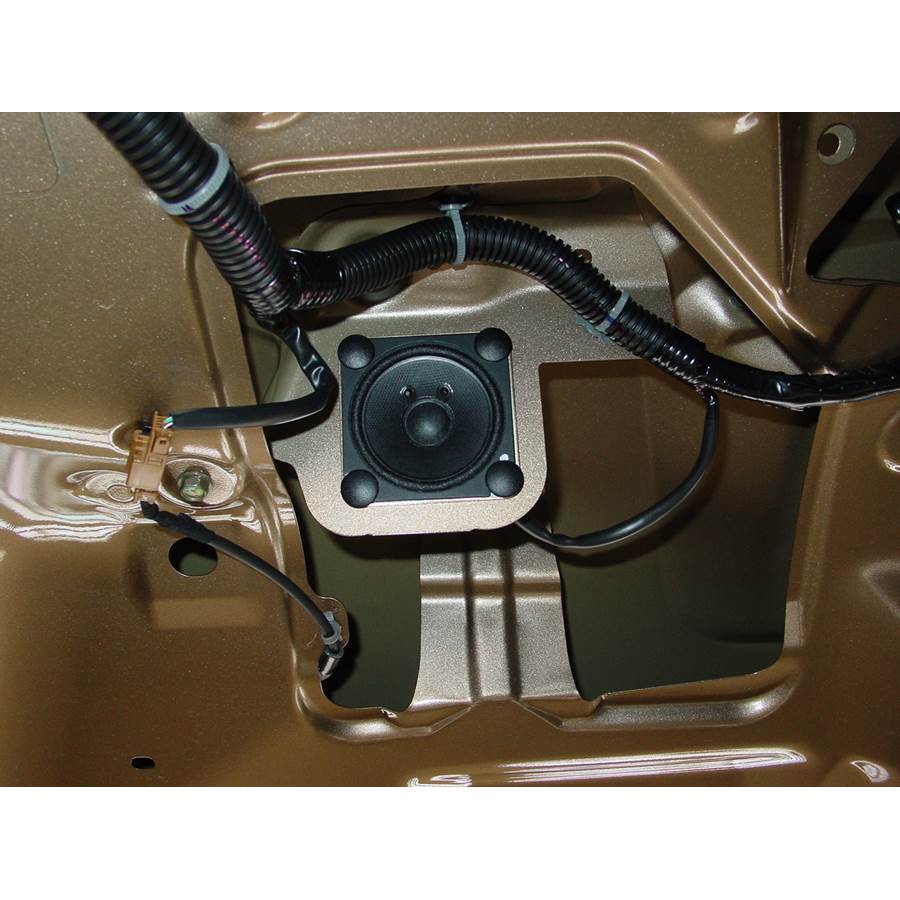 2004 Nissan Quest Tail door speaker