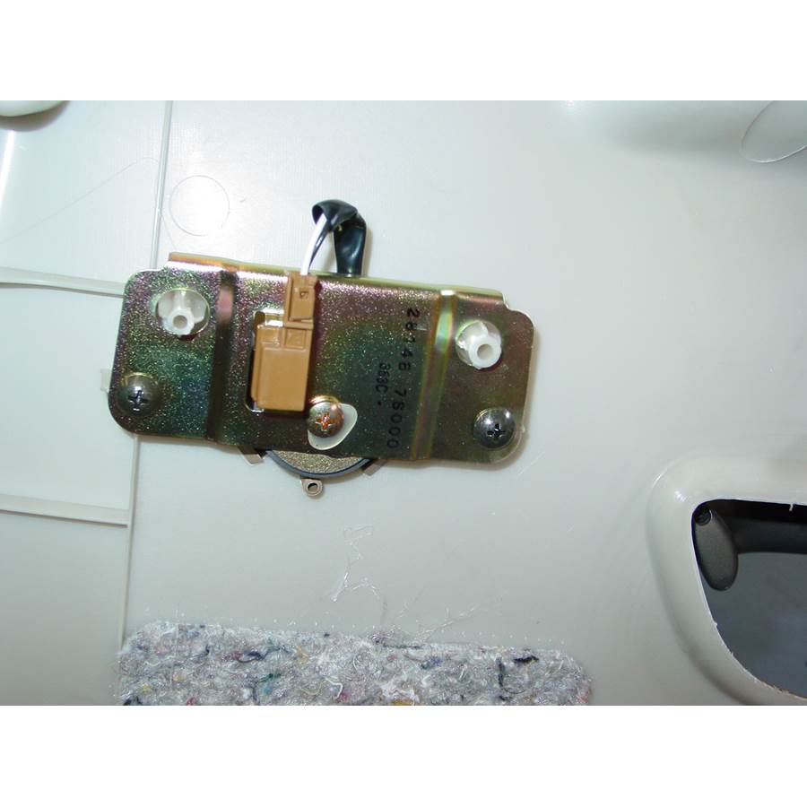 2007 Nissan Armada Rear door tweeter