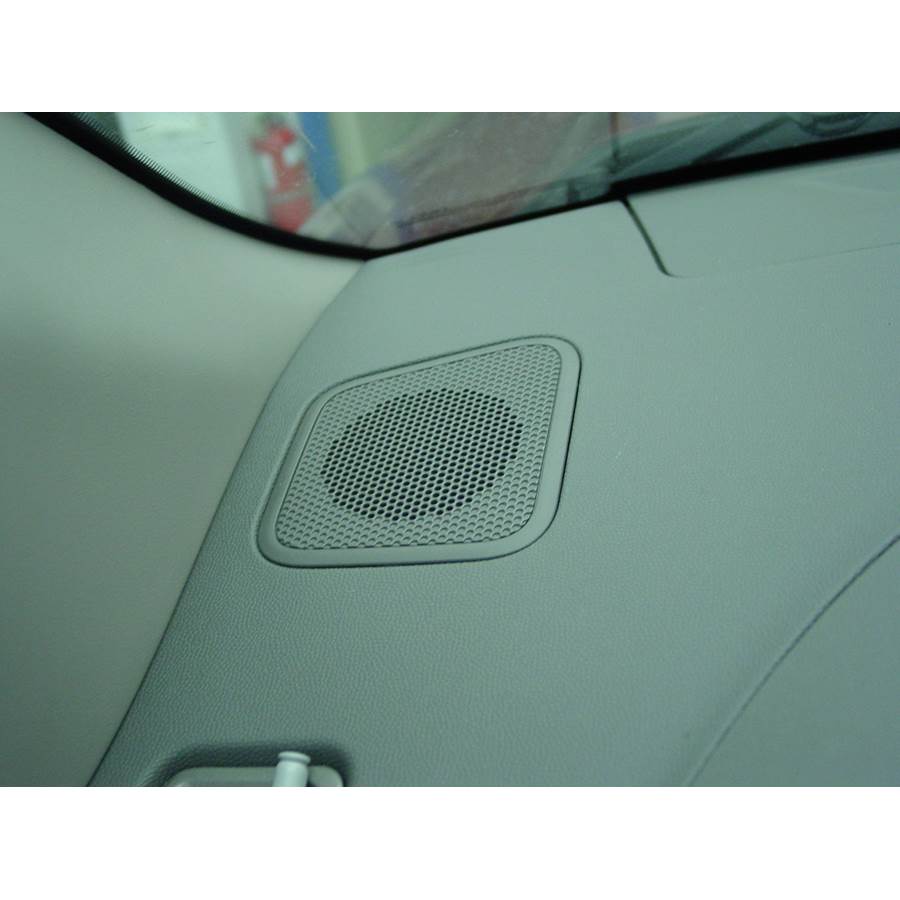 2006 Nissan Armada Dash speaker location