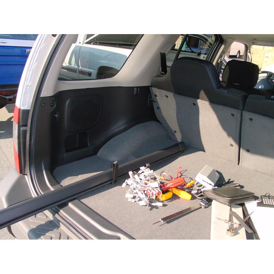 2003 Nissan Xterra Far-rear side speaker location