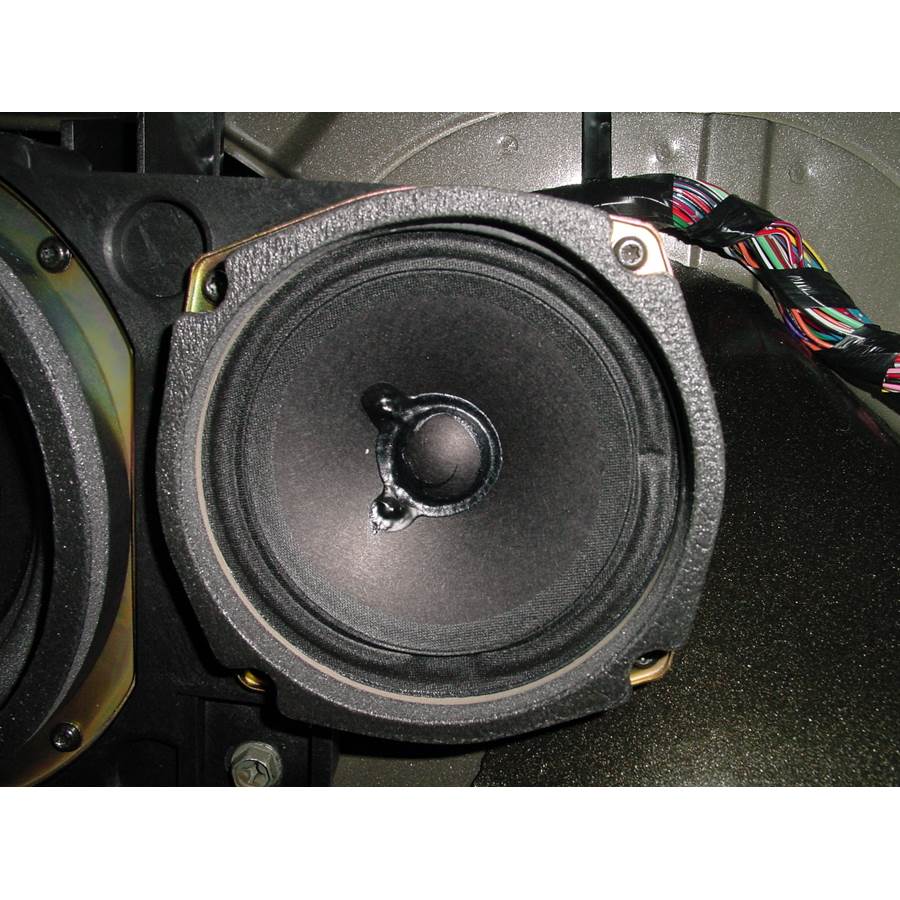 2002 Nissan Quest Mid-rear speaker