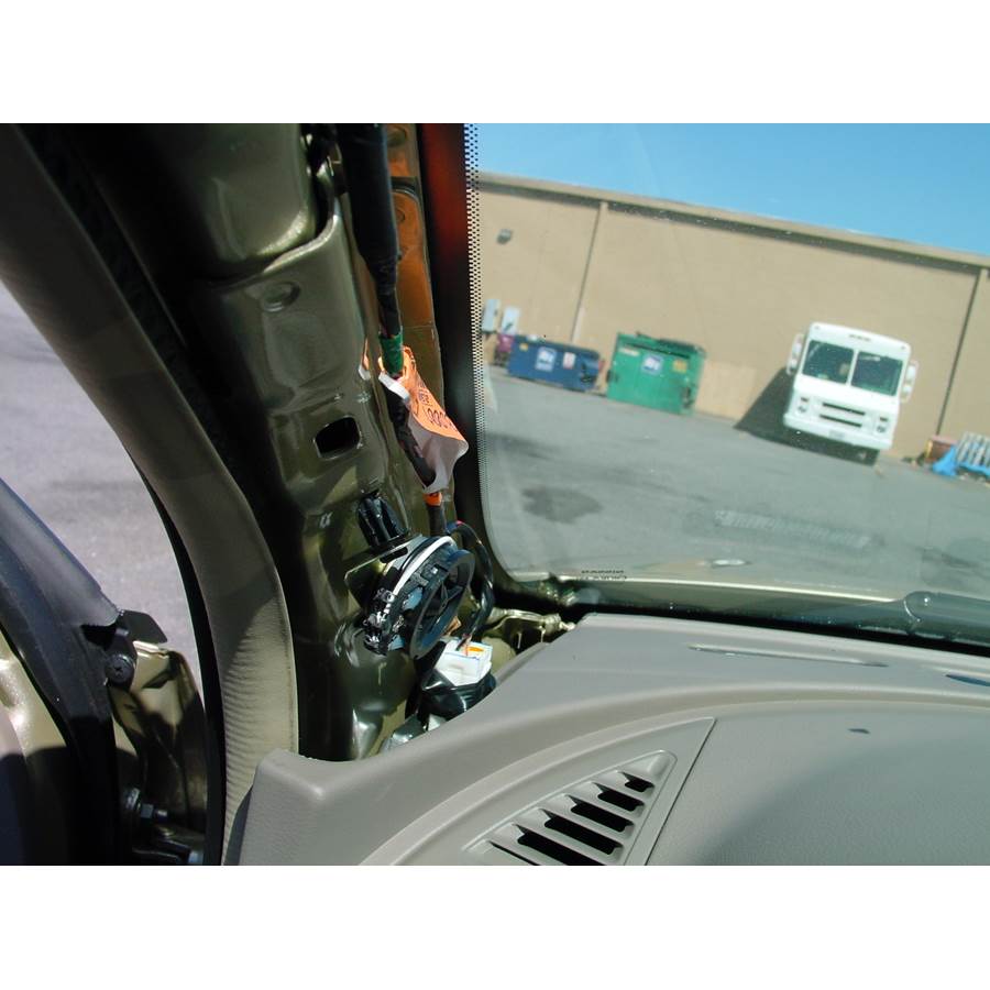 2002 Nissan Altima Front pillar speaker