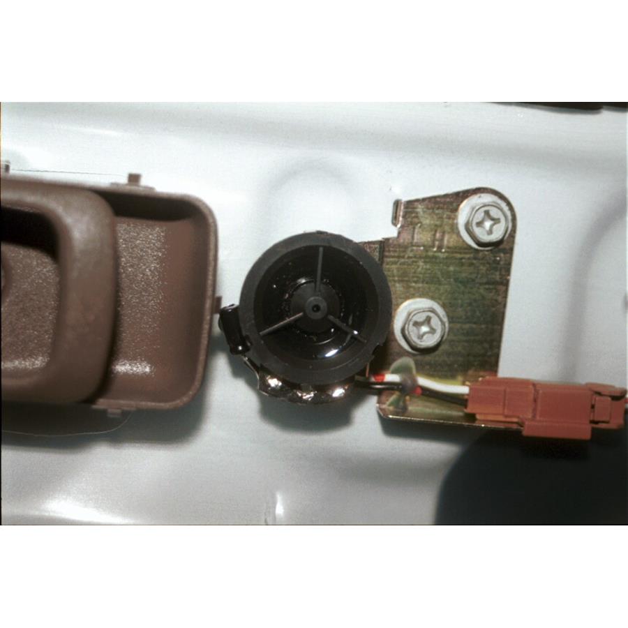 2001 Nissan Altima Front door tweeter