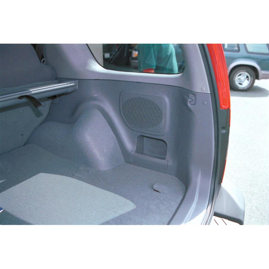 2000 Nissan Xterra Far-rear side speaker location