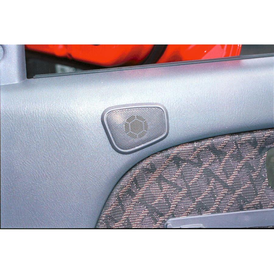 2000 Nissan Xterra Front door tweeter location