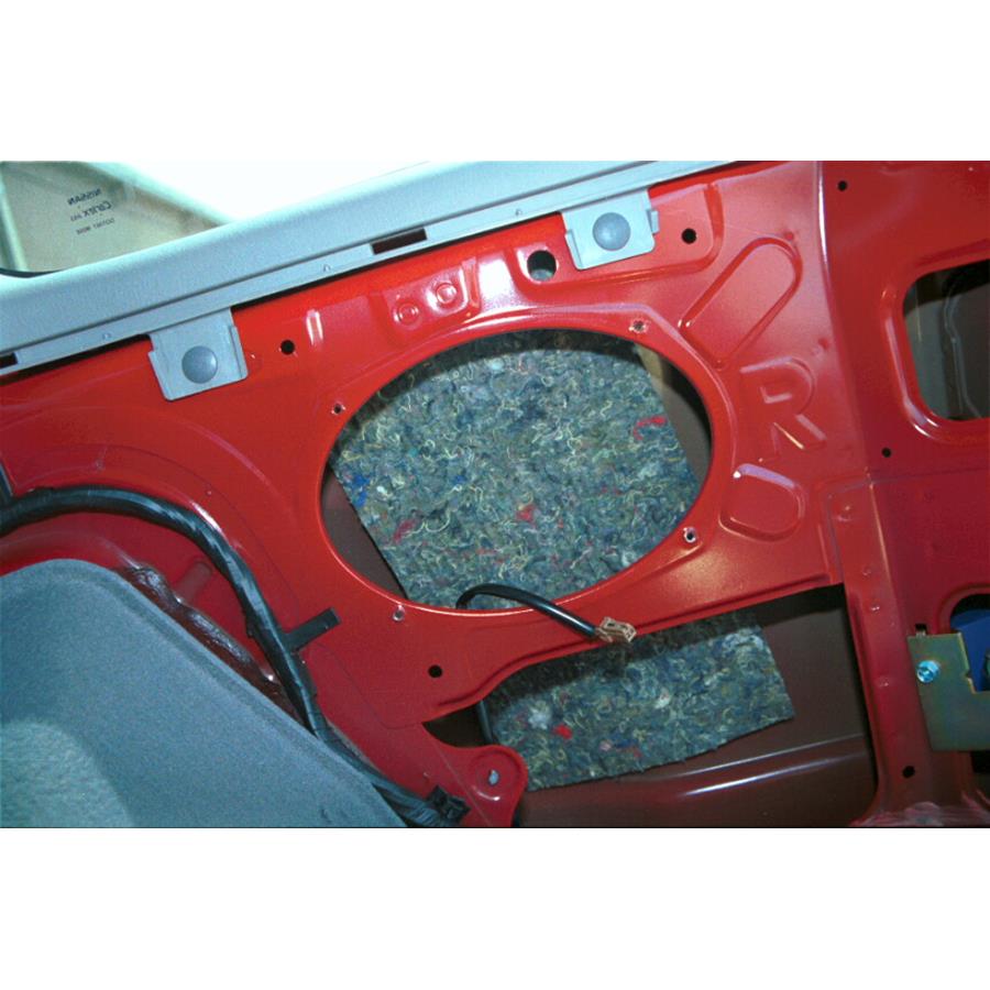2001 Nissan Xterra Far-rear side speaker removed