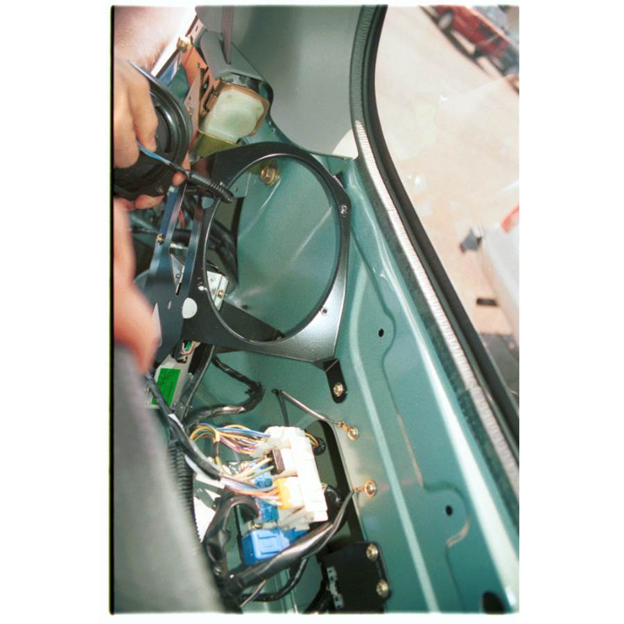 1993 Nissan Quest Mid-rear speaker removed