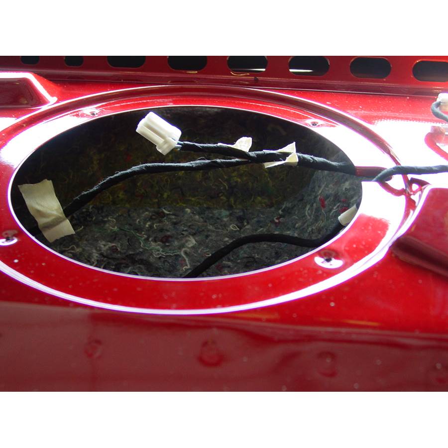 2006 Dodge Charger Rear deck center speaker removed