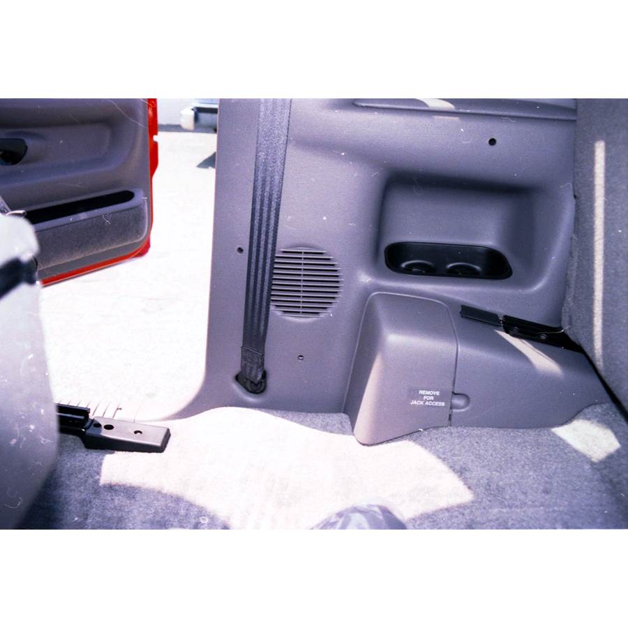 1997 Dodge Ram 1500 Rear cab speaker location