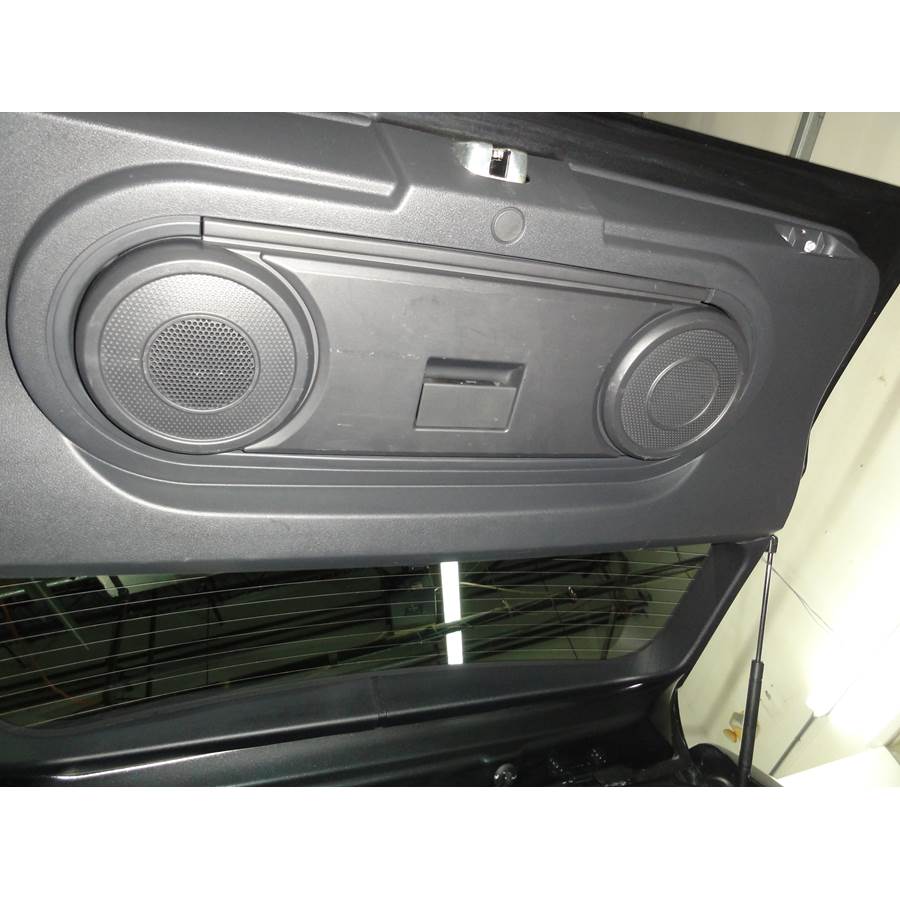 2009 Jeep Patriot Tail door speaker location