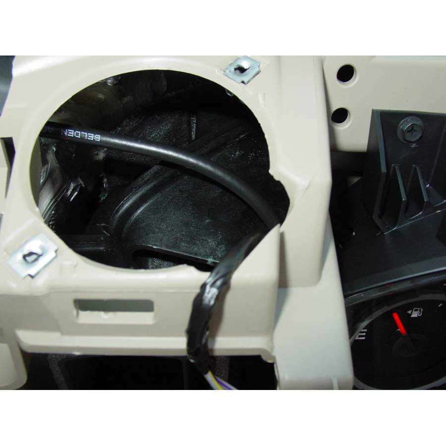 2010 Jeep Liberty Dash speaker removed