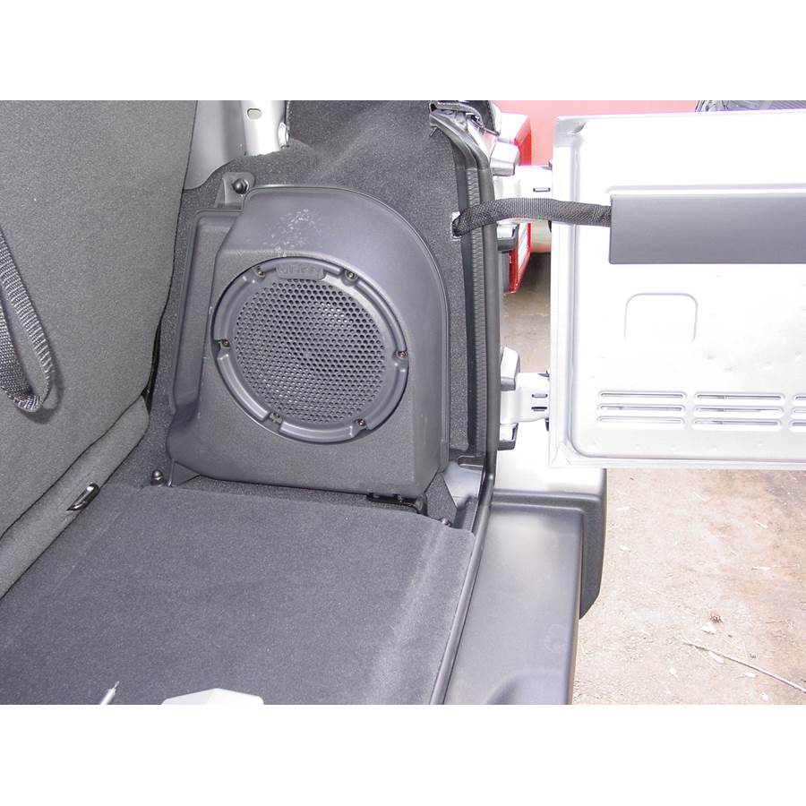 2009 Jeep Wrangler Unlimited Far-rear side speaker location