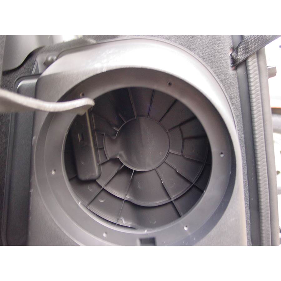 2009 Jeep Wrangler Unlimited Far-rear side speaker removed
