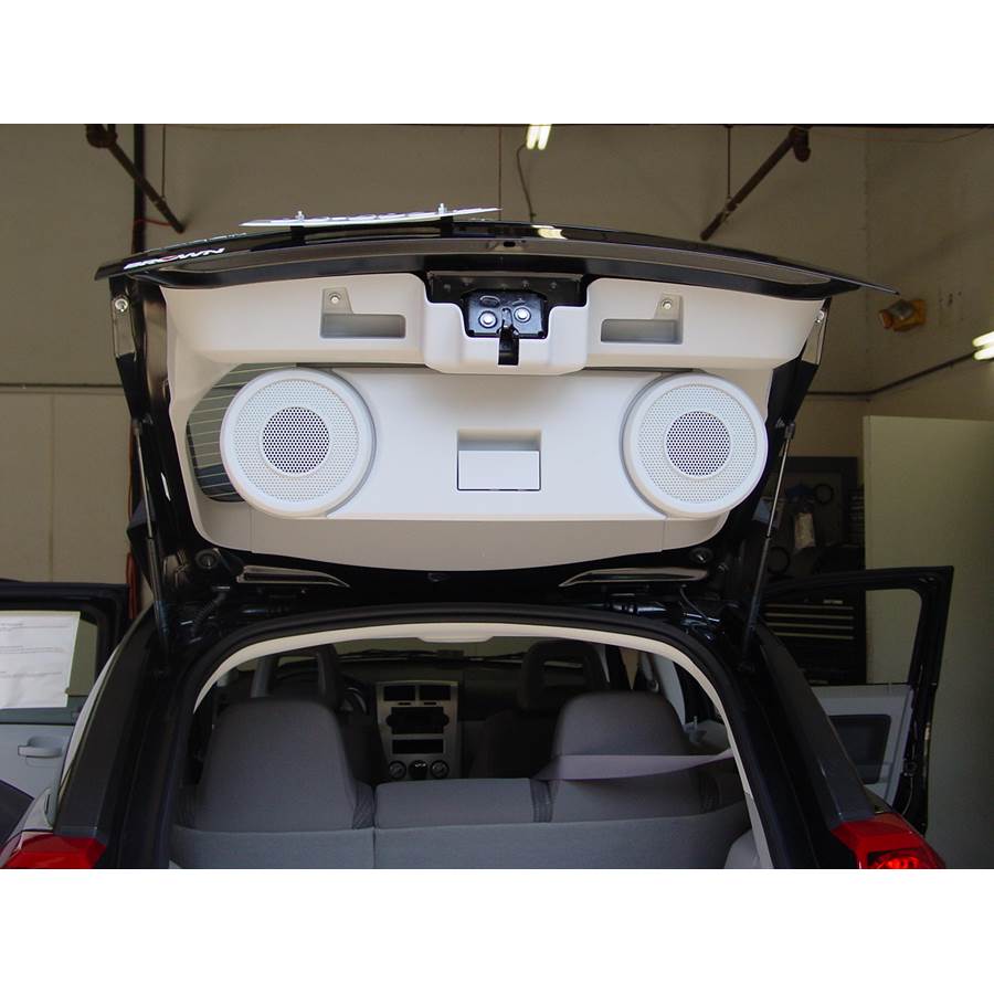 2007 Jeep Compass Tail door speaker location