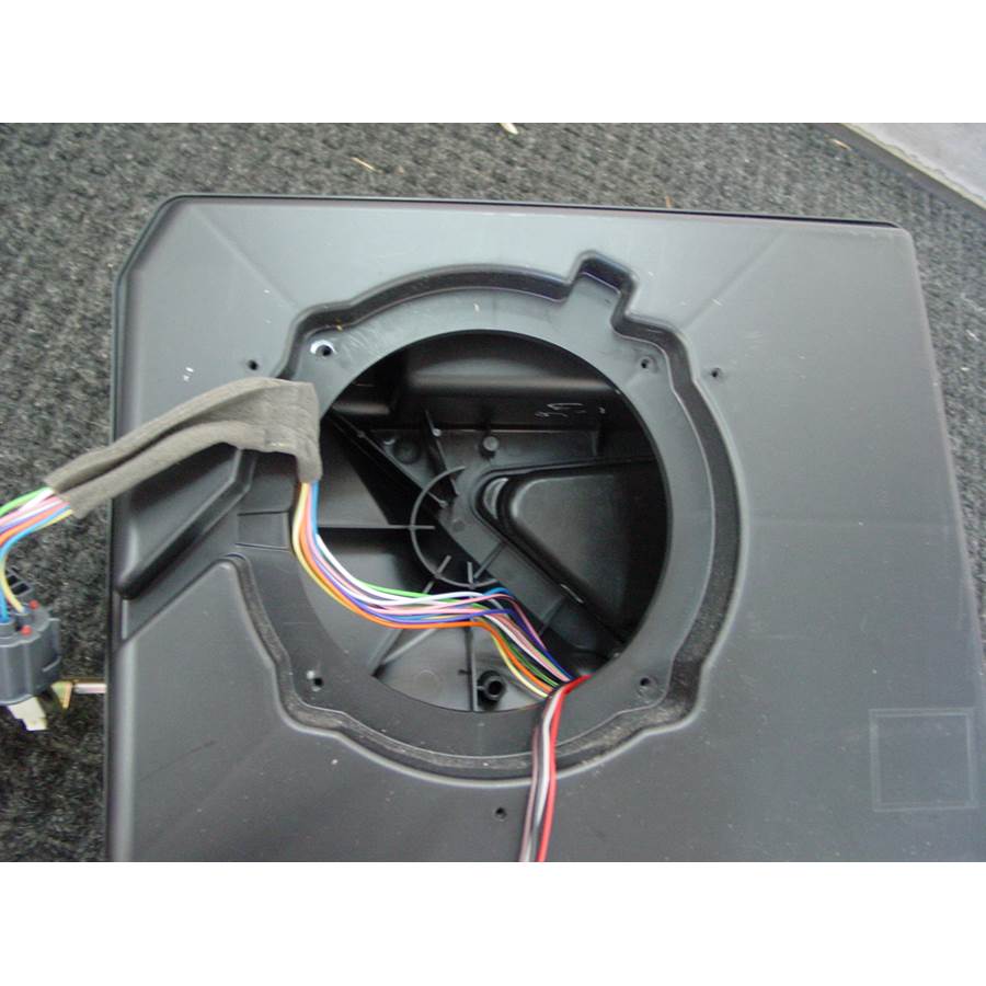 2005 Jeep Wrangler Center console speaker removed