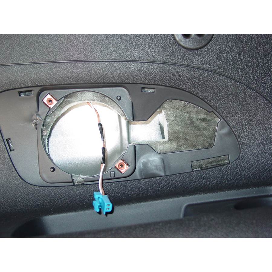 2008 GMC Acadia Mid-rear speaker removed