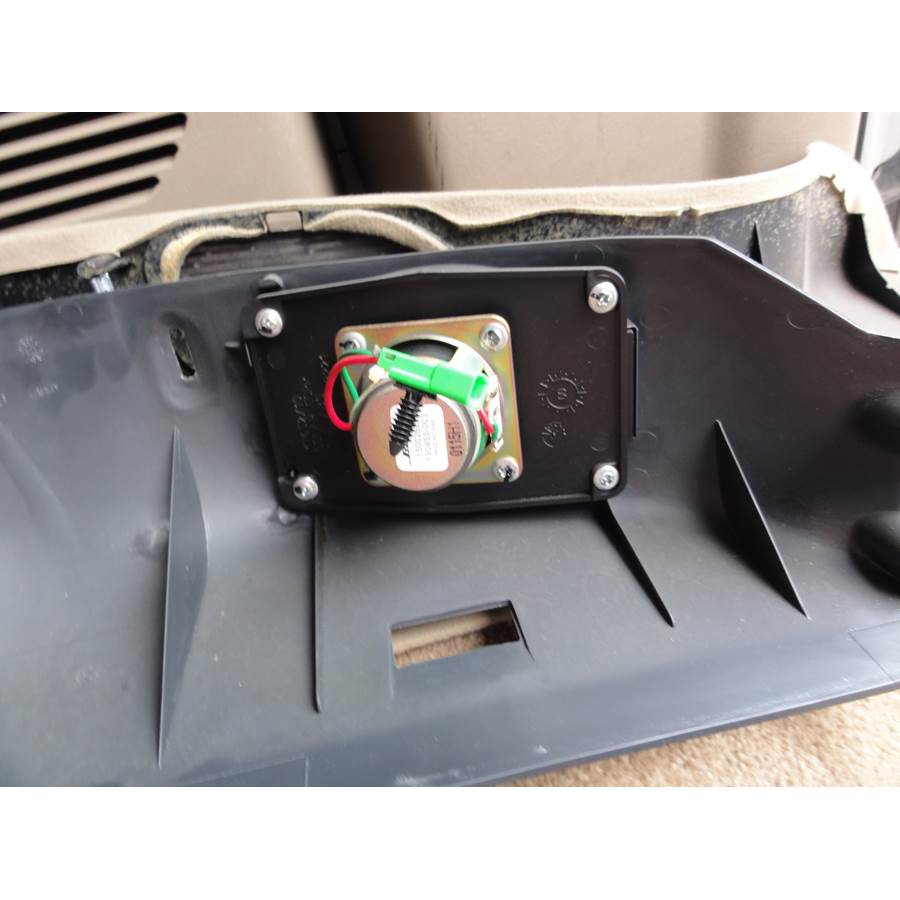 2002 GMC Savana Tail door speaker