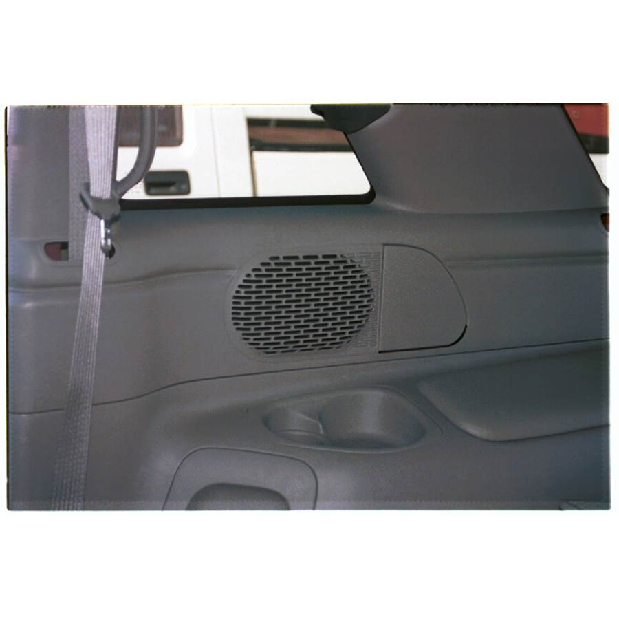 1995 GMC Jimmy Mid-rear speaker location