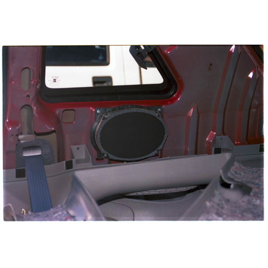 1995 GMC Jimmy Mid-rear speaker