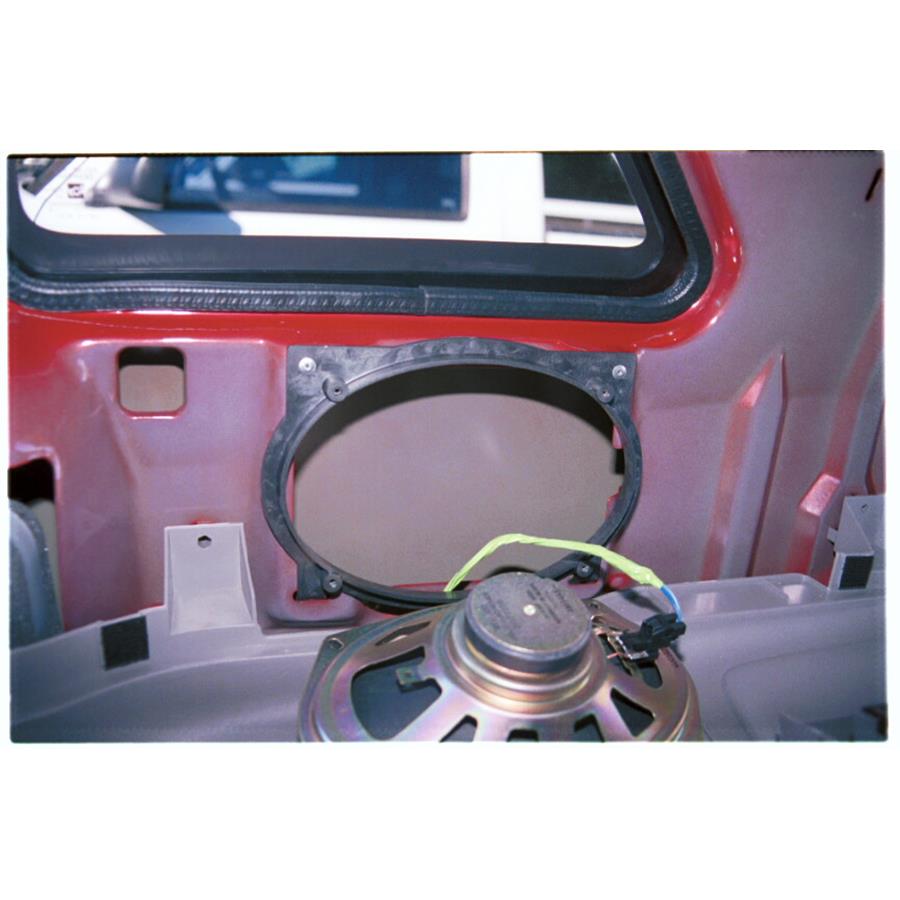 1997 GMC Jimmy Mid-rear speaker removed