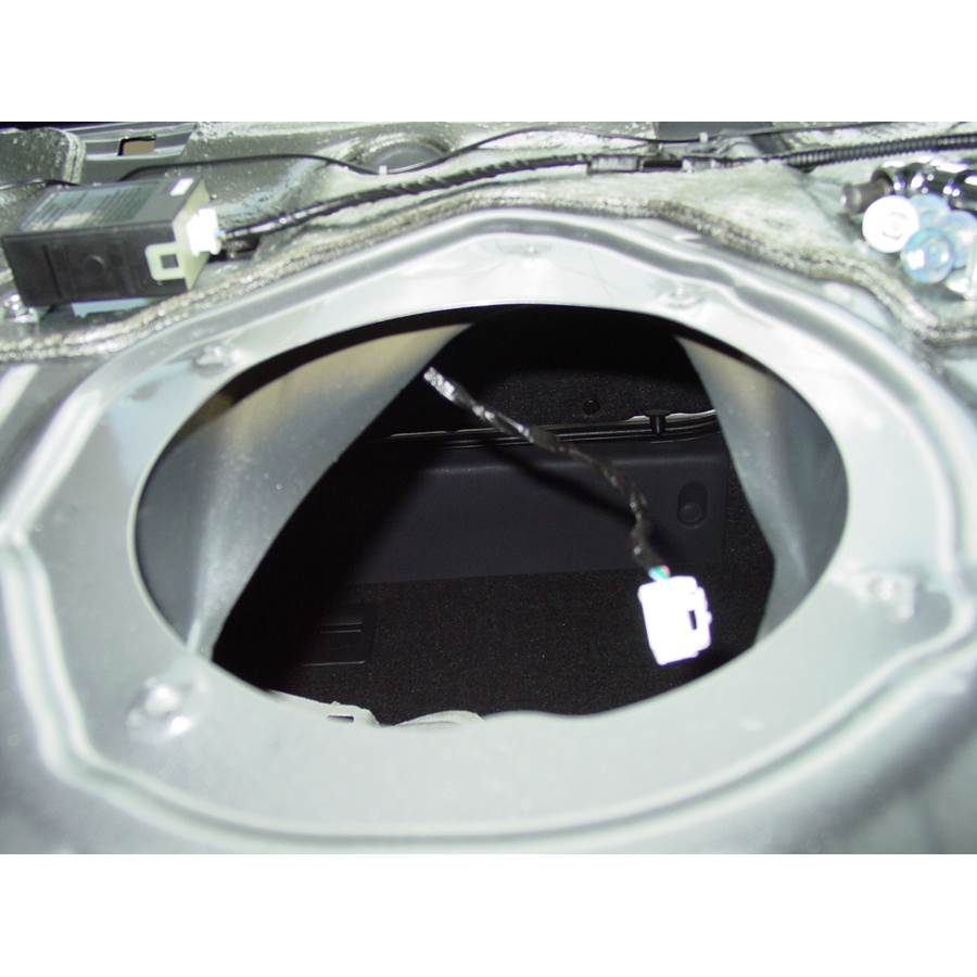 2010 Subaru Legacy Rear deck center speaker removed
