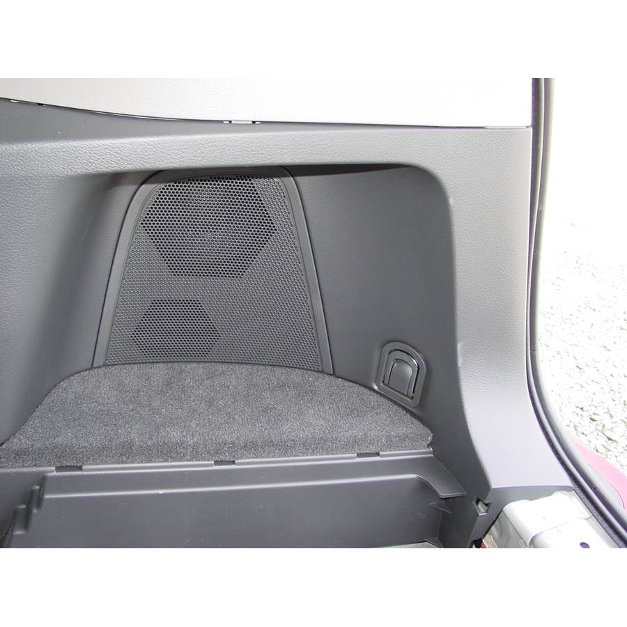 2006 Subaru B9 Tribeca Far-rear side speaker location