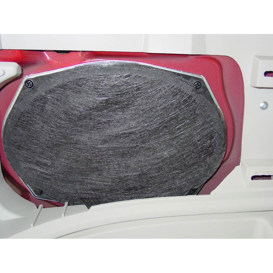 2009 Volkswagen Routan Mid-rear speaker