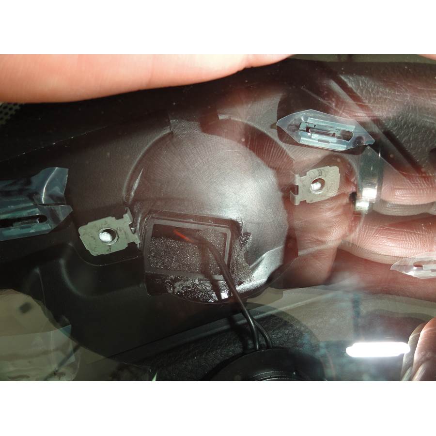 2019 Volkswagen Passat Dash speaker removed