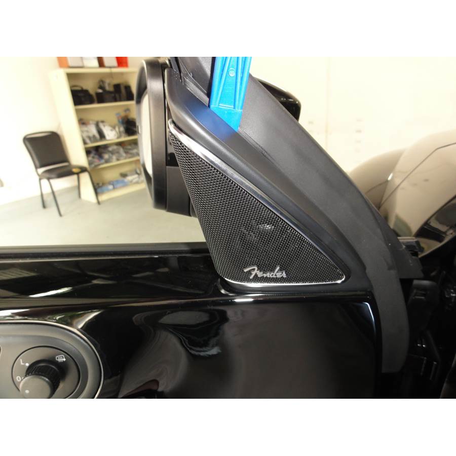 2013 Volkswagen Beetle Front door tweeter location