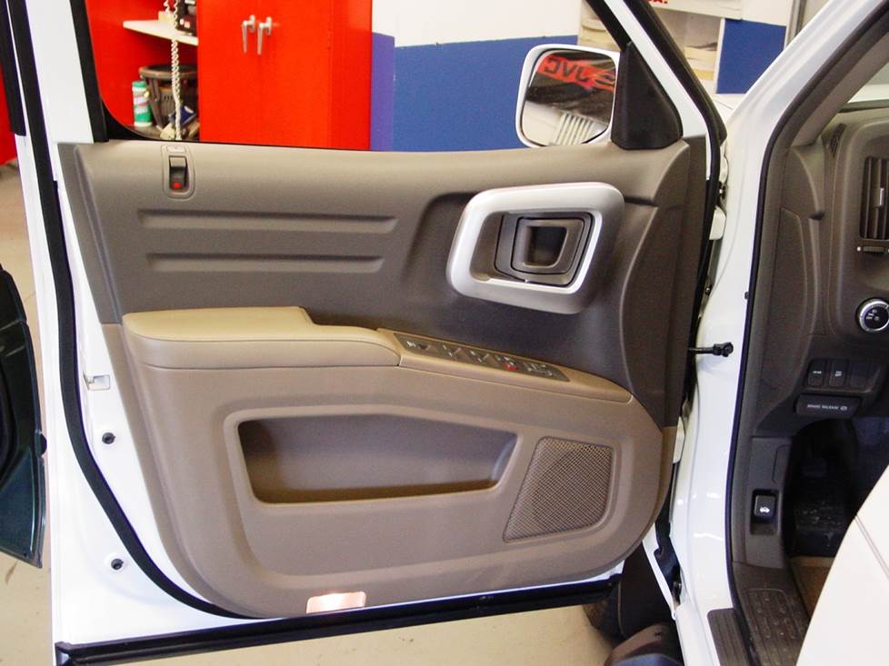 honda ridgeline front door