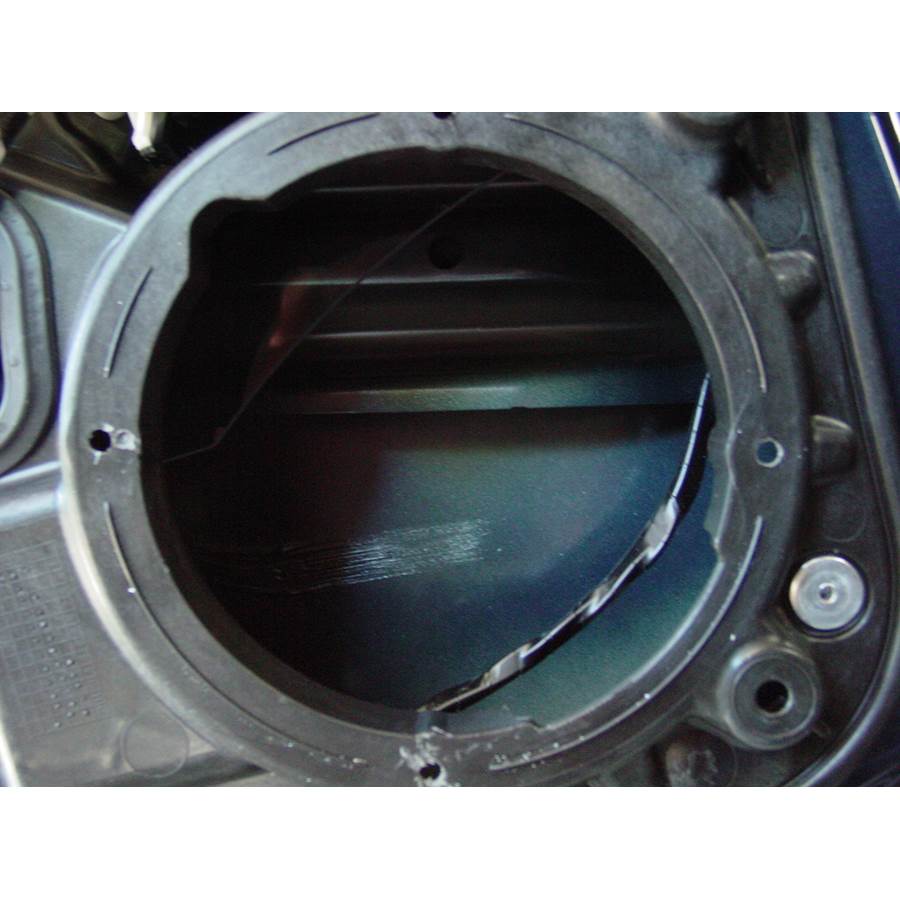 2010 Volkswagen Golf Rear door woofer removed