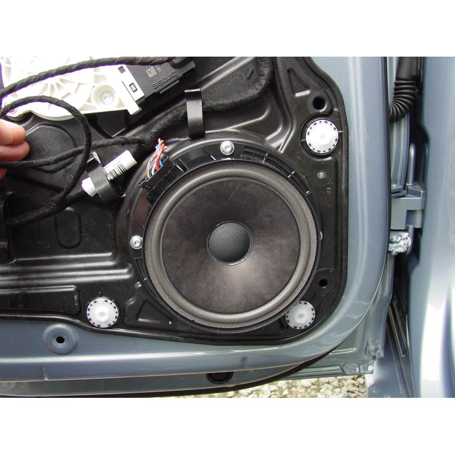 2009 Volkswagen CC Rear door woofer