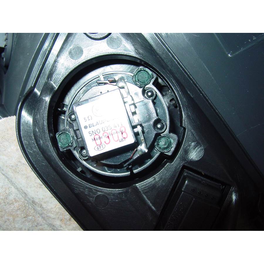 2011 Volkswagen Tiguan Rear door tweeter