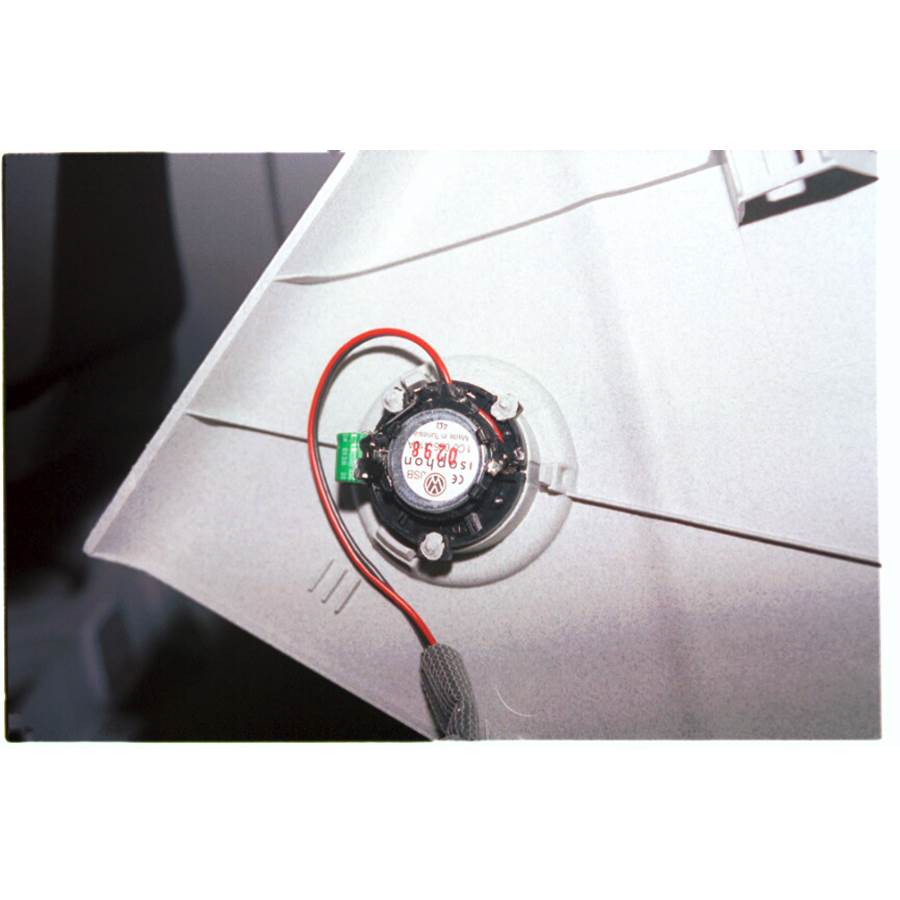 2005 Volkswagen Beetle Dash speaker