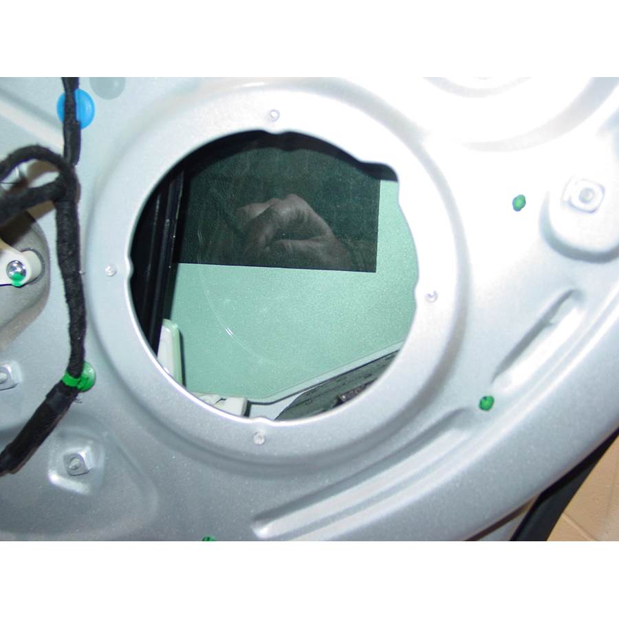 2010 Volkswagen Jetta Rear door woofer removed