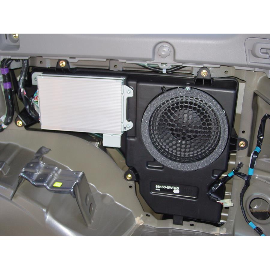 2009 Toyota 4Runner Far-rear side speaker