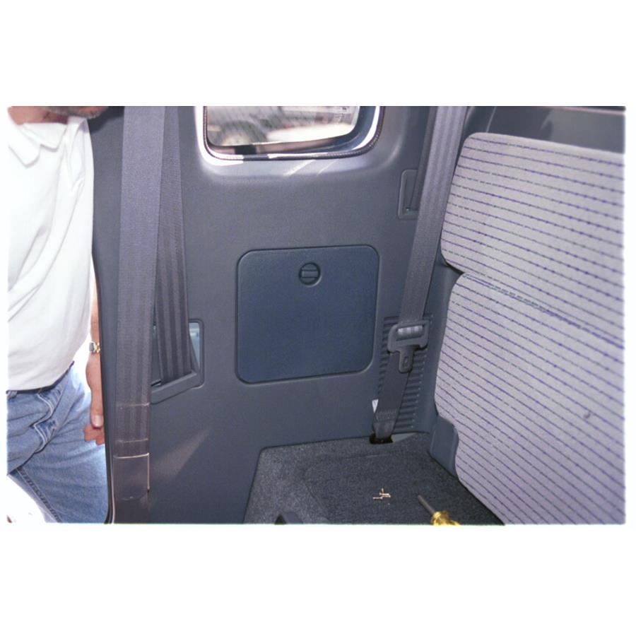 1995 Toyota Tacoma Rear cab speaker location