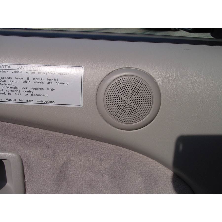 2001 Toyota Tacoma Front door tweeter location