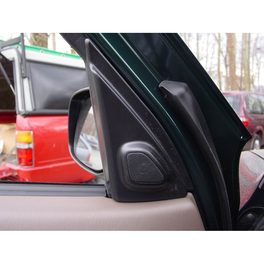 2005 Toyota Tundra Front door tweeter location