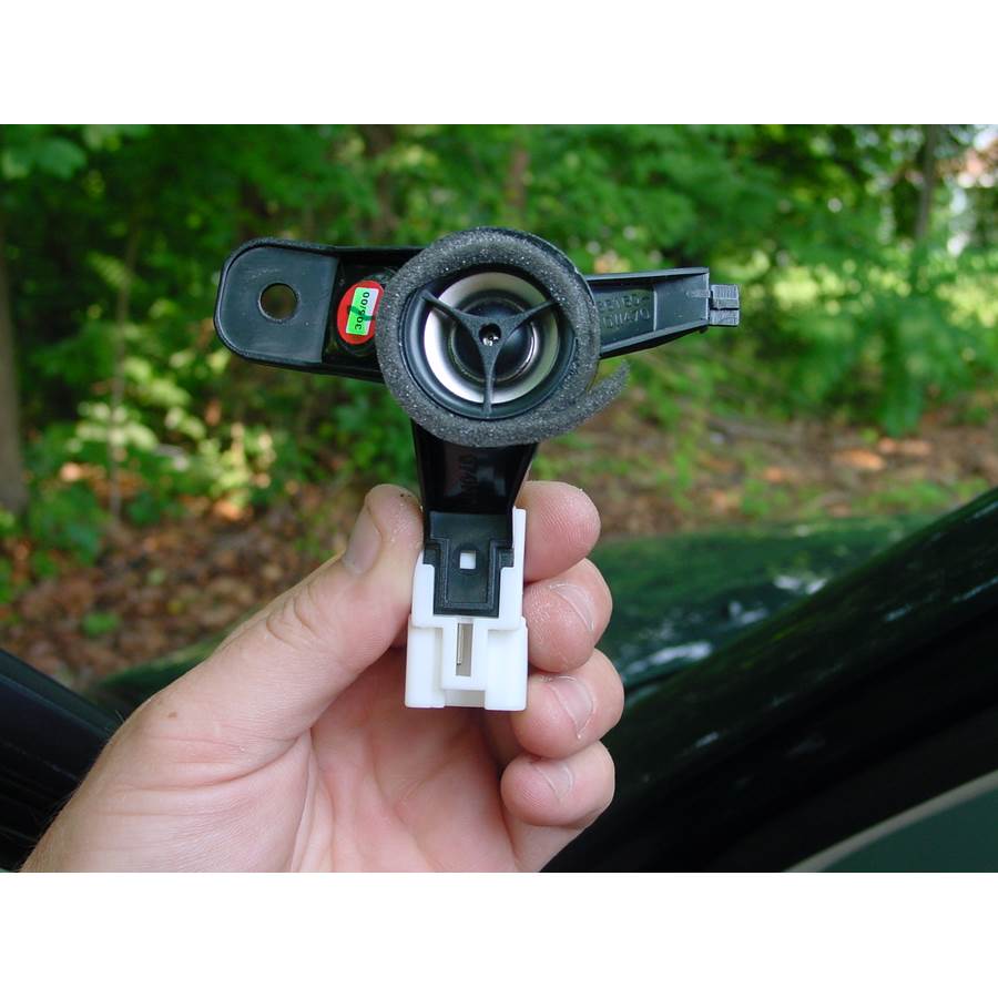 2002 Toyota Highlander Front door tweeter removed